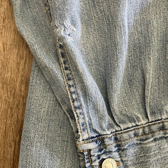 UPCYCLED Levi’s Denim Shirt w/Labradoodle Golden Doodle Colorful. XL (men’s L). - Picture 10 of 10